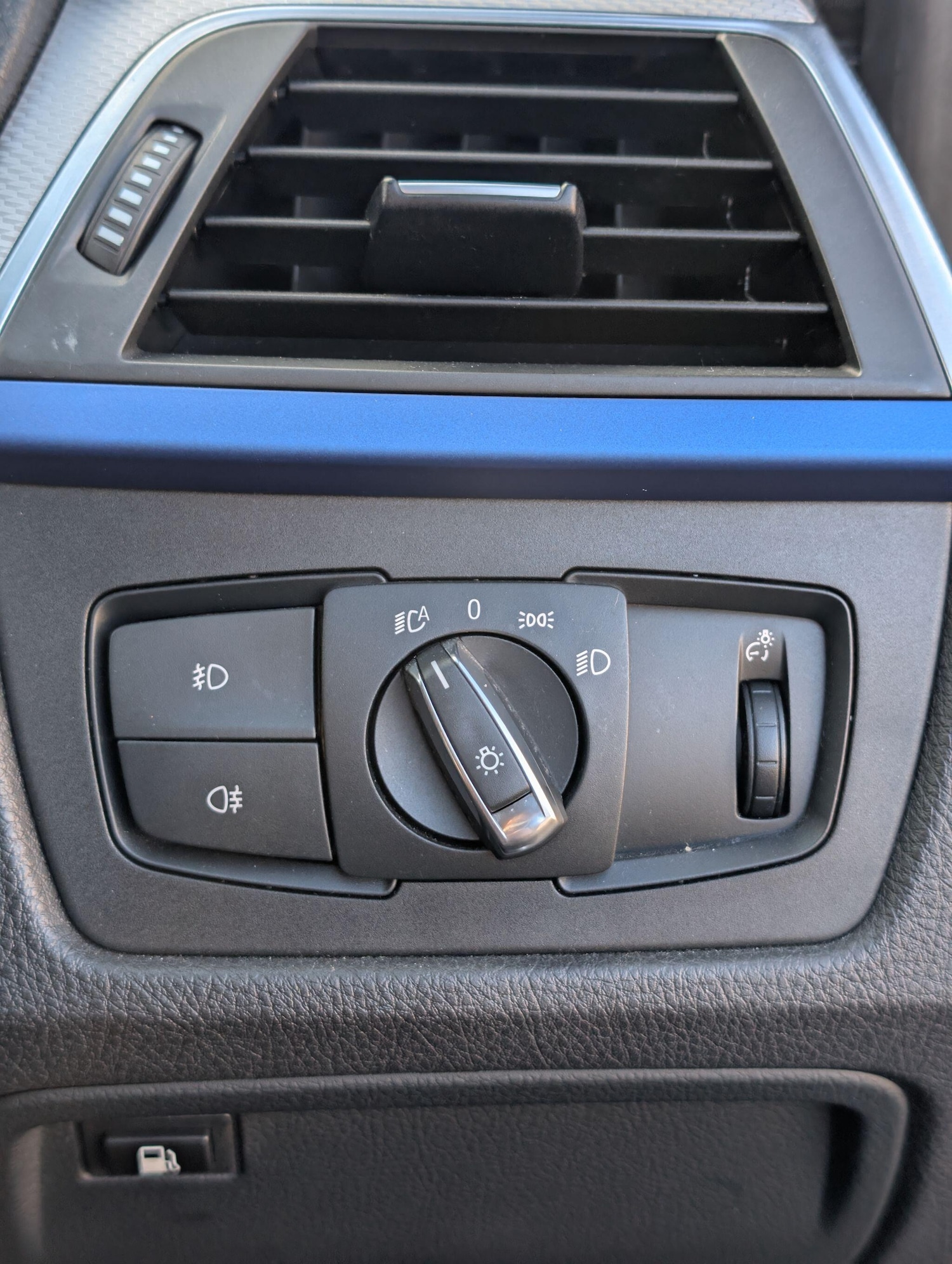 Used BMW 3 Series 2017 for sale - 77892634: Photo 21