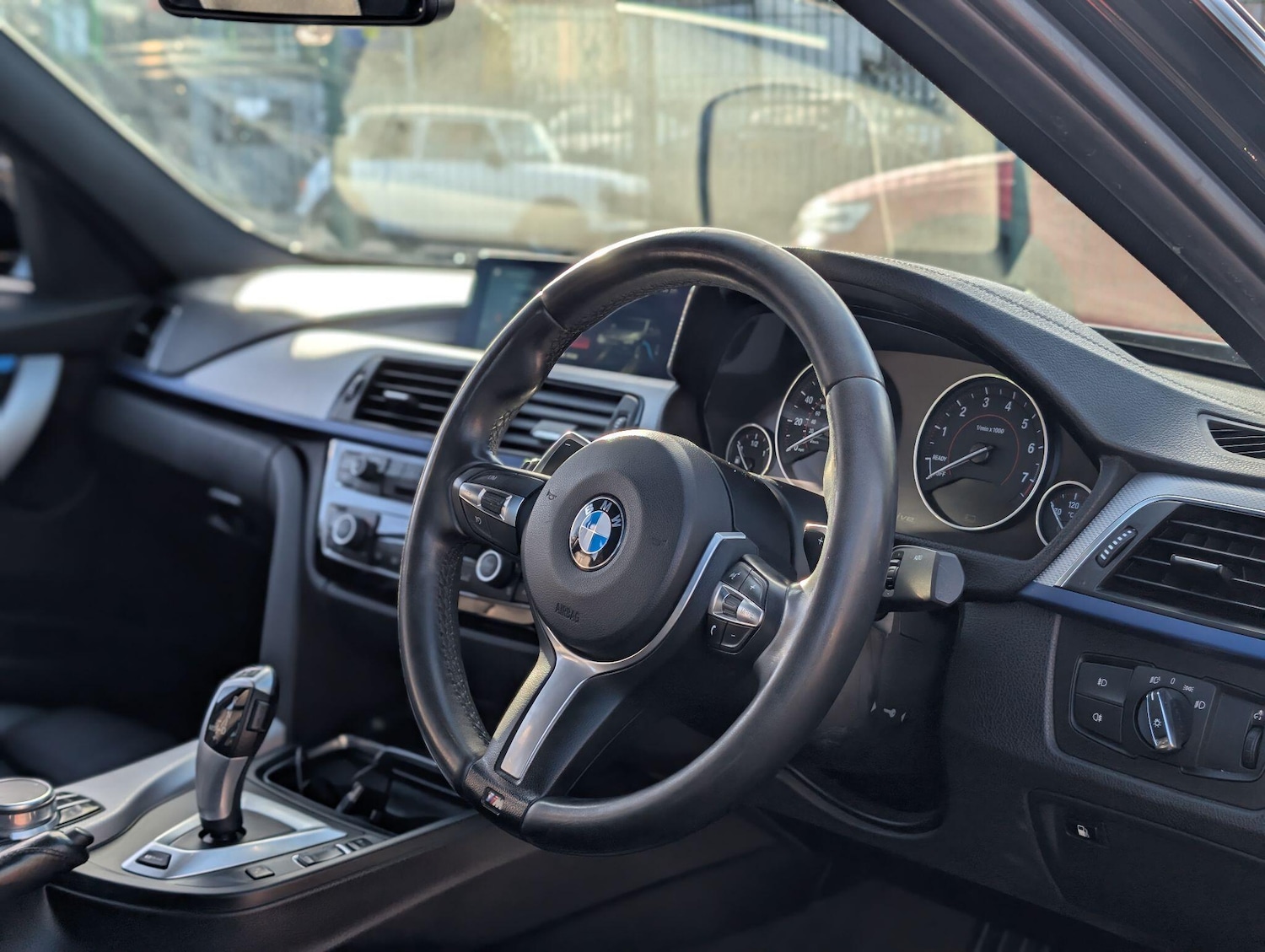 Used BMW 3 Series 2017 for sale - 77892634: Photo 43