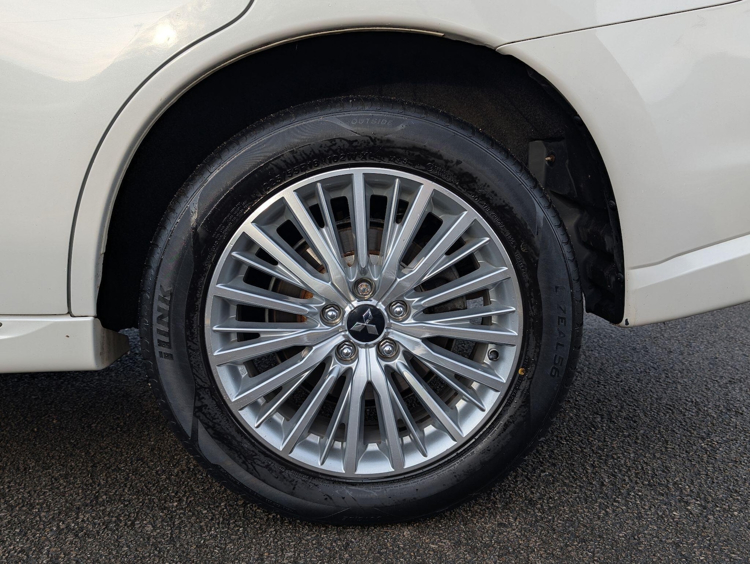 Used Mitsubishi Outlander 2019 for sale - 77057252: Photo 29