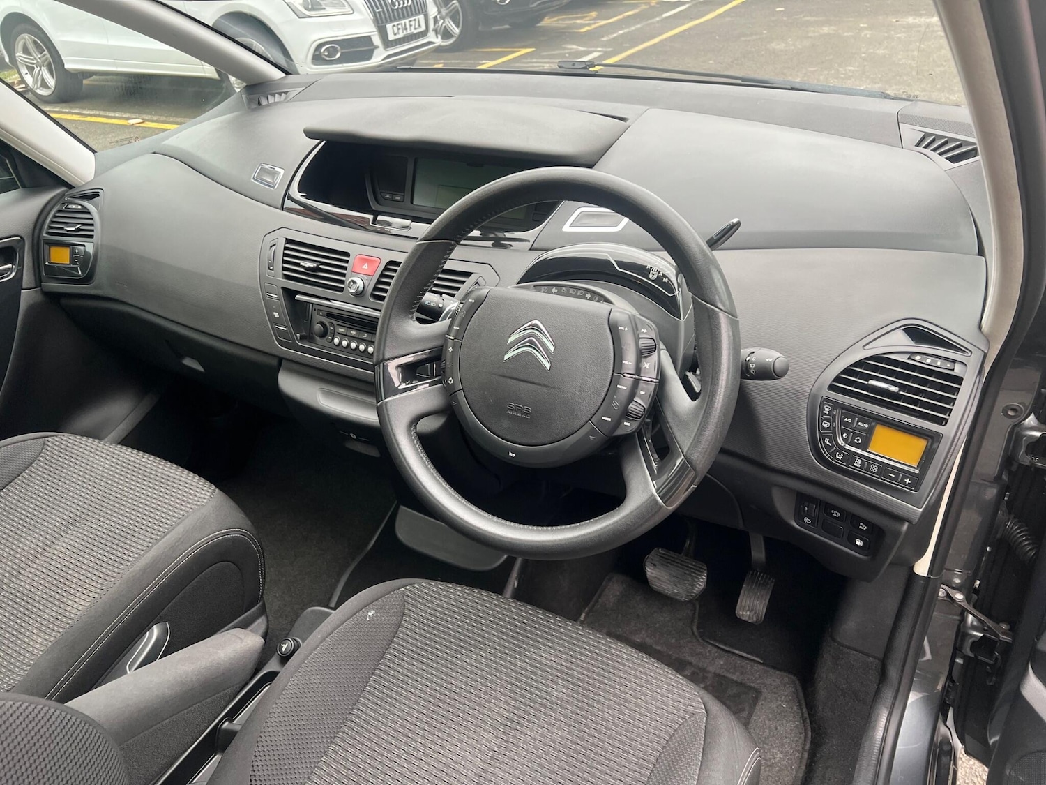 Used Citroen C4 Grand Picasso 2013 for sale - 76521537: Photo 11