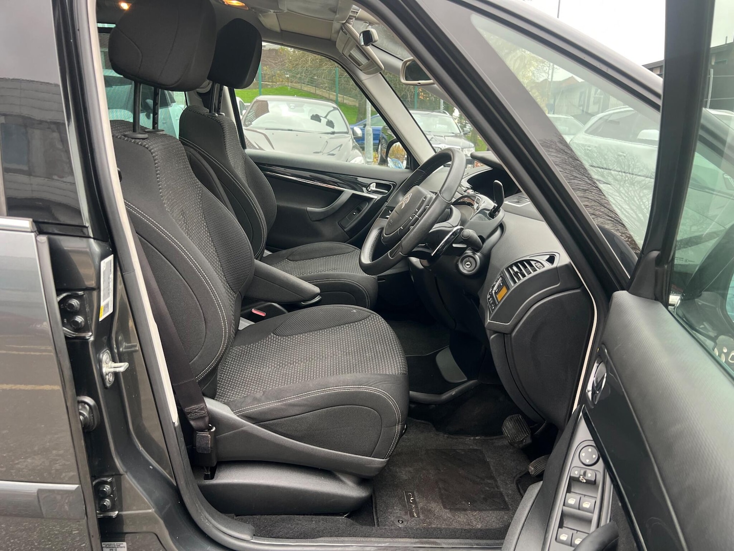 Used Citroen C4 Grand Picasso 2013 for sale - 76521537: Photo 14