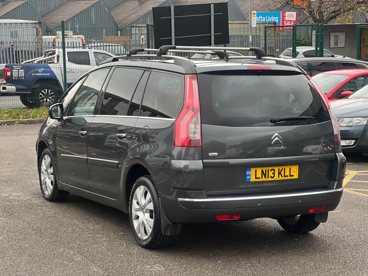 Used Citroen C4 Grand Picasso 2013 for sale - 76521537: Photo 4