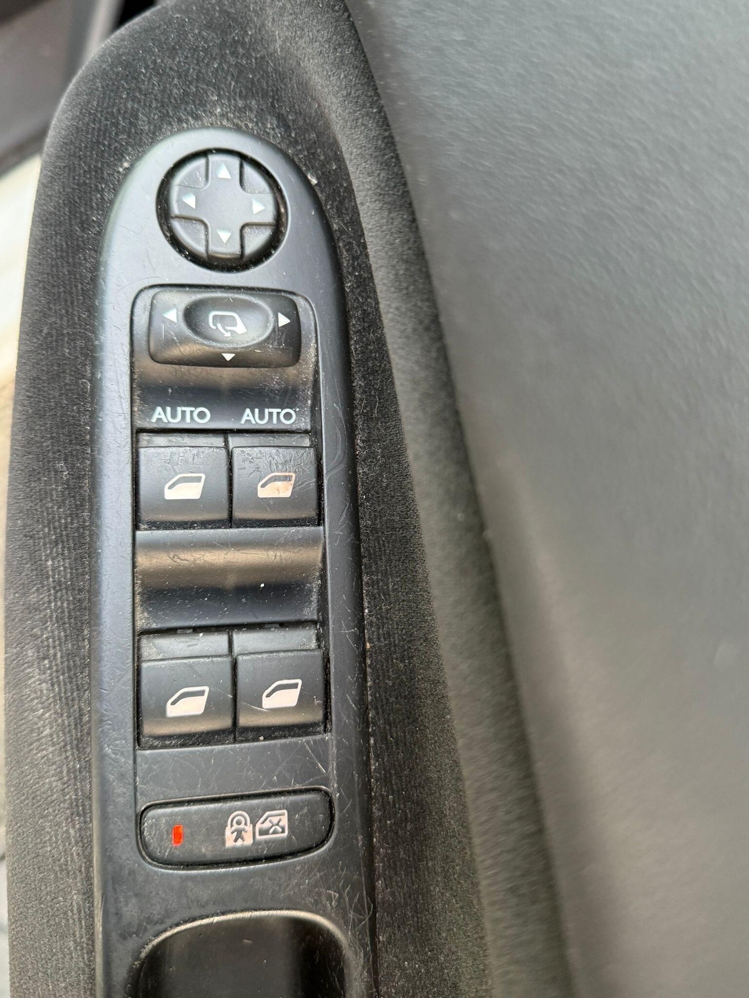 Used Citroen C3 Picasso 2012 for sale - 76446836: Photo 10