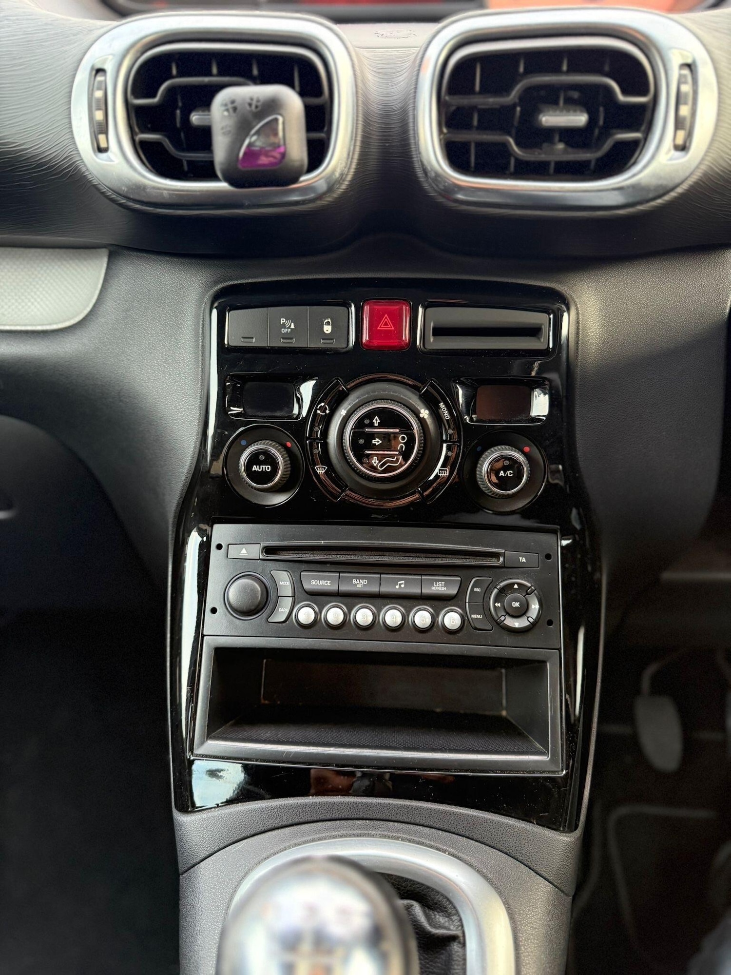 Used Citroen C3 Picasso 2012 for sale - 76446836: Photo 16