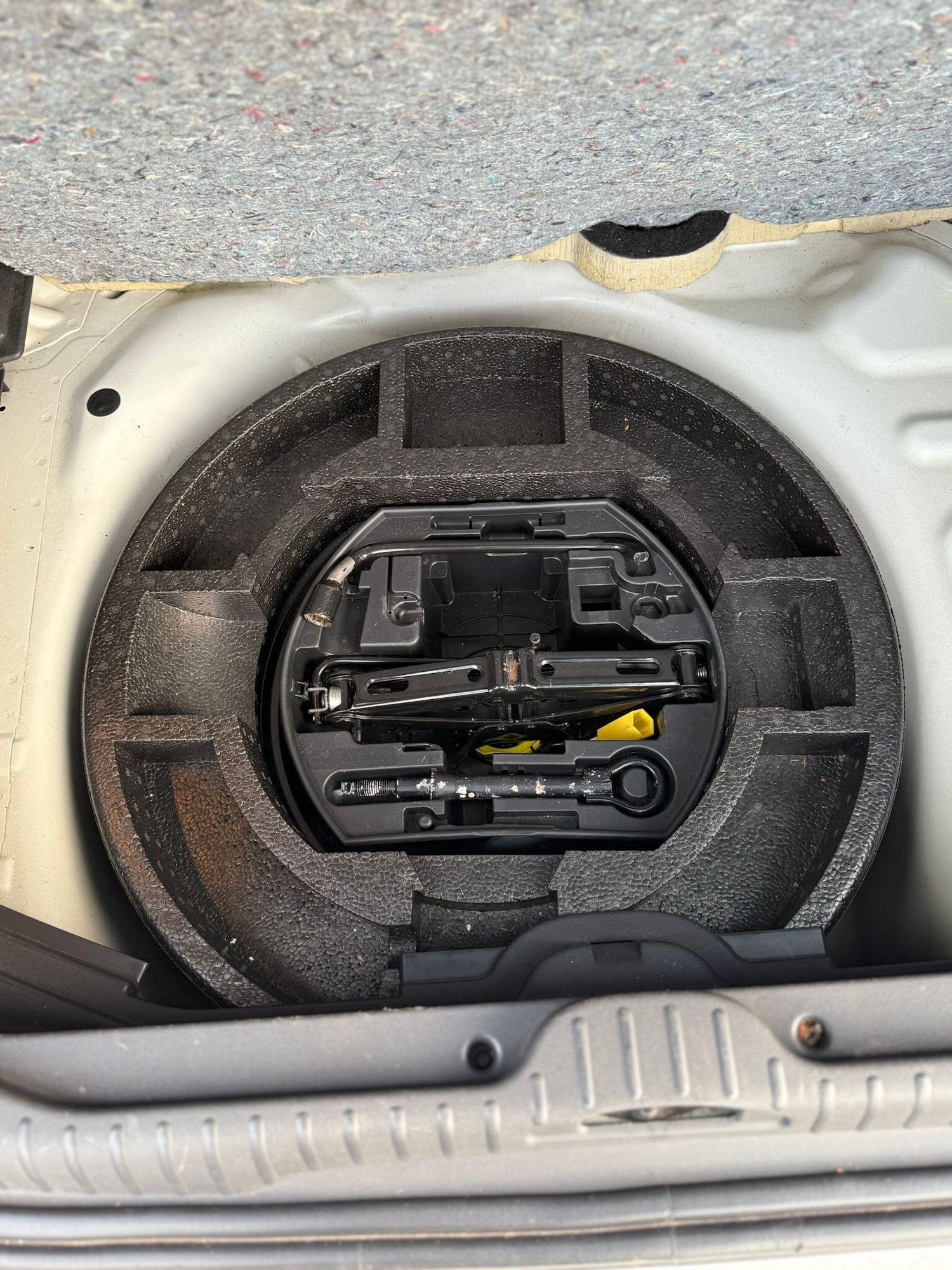 Used Citroen C3 Picasso 2012 for sale - 76446836: Photo 19