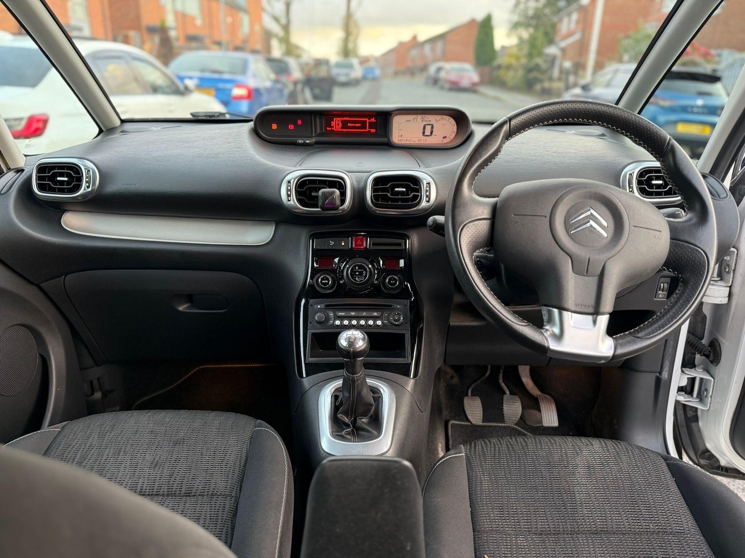 Used Citroen C3 Picasso 2012 for sale - 76446836: Photo 7