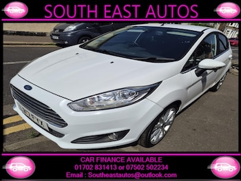 Used Ford Fiesta 2017 for sale - 78930117: Photo