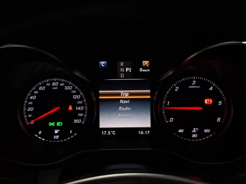 Used Mercedes-Benz GLC 2018 for sale - 76639530: Photo 10