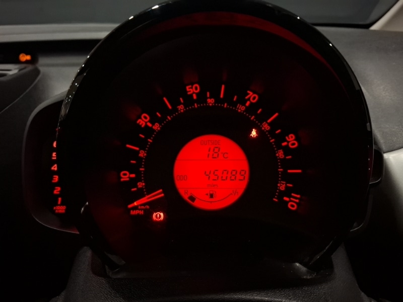 Used Toyota AYGO 2016 for sale - 77767500: Photo 10