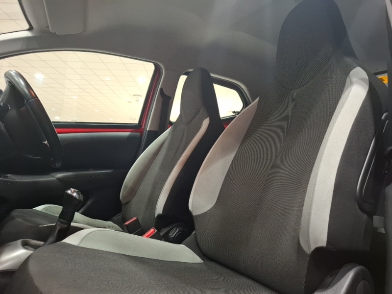 Used Toyota AYGO 2016 for sale - 77767500: Photo 12