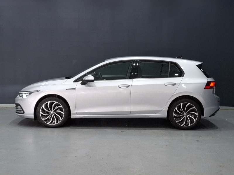Used Volkswagen Golf 2023 for sale - 76455867: Photo 4