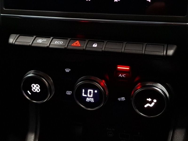 Used Renault Captur 2020 for sale - 76498331: Photo 15