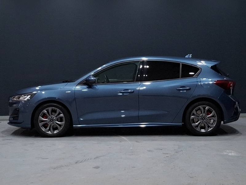 Used Ford Focus 2023 for sale - 78006074: Photo 4