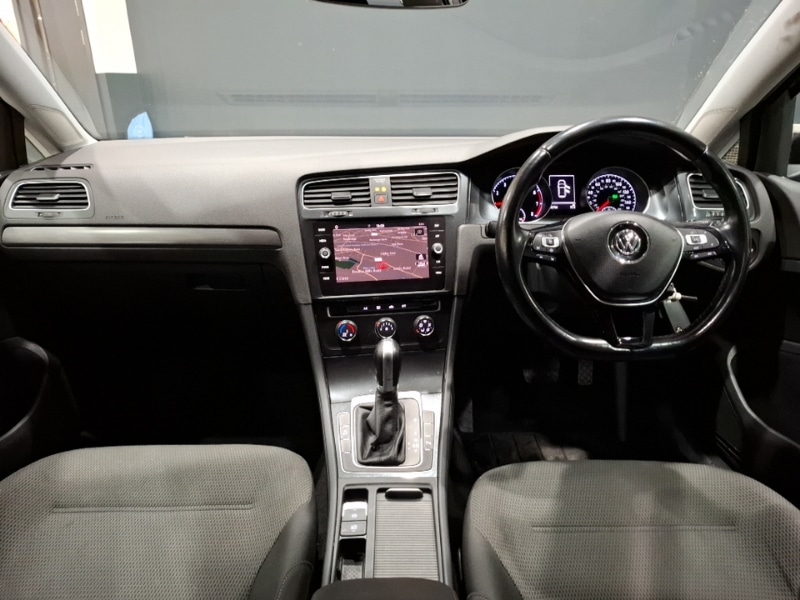 Used Volkswagen Golf 2019 for sale - 77119141: Photo 2