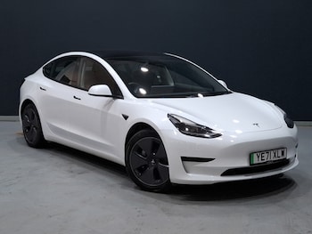 Used Tesla Model 3 2021 for sale - 76951647: Photo