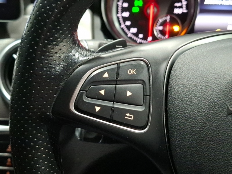 Used Mercedes-Benz GLA 2018 for sale - 76523950: Photo 18