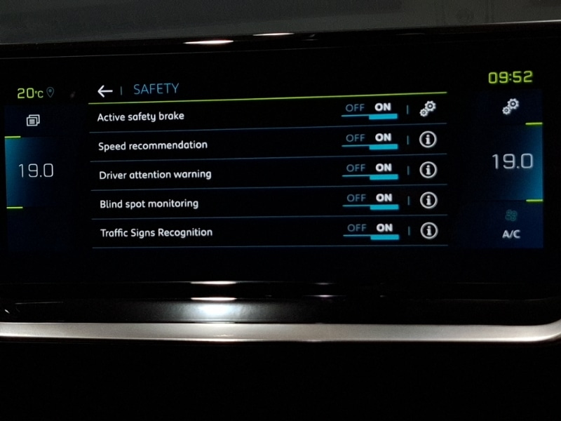 Used Peugeot 2008 2021 for sale - 77405008: Photo 14