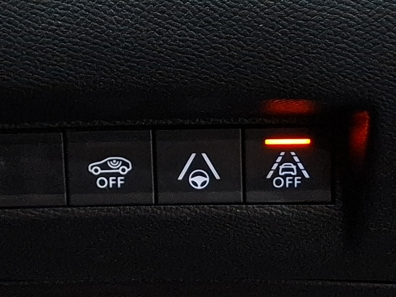 Used Peugeot 2008 2021 for sale - 77405008: Photo 19