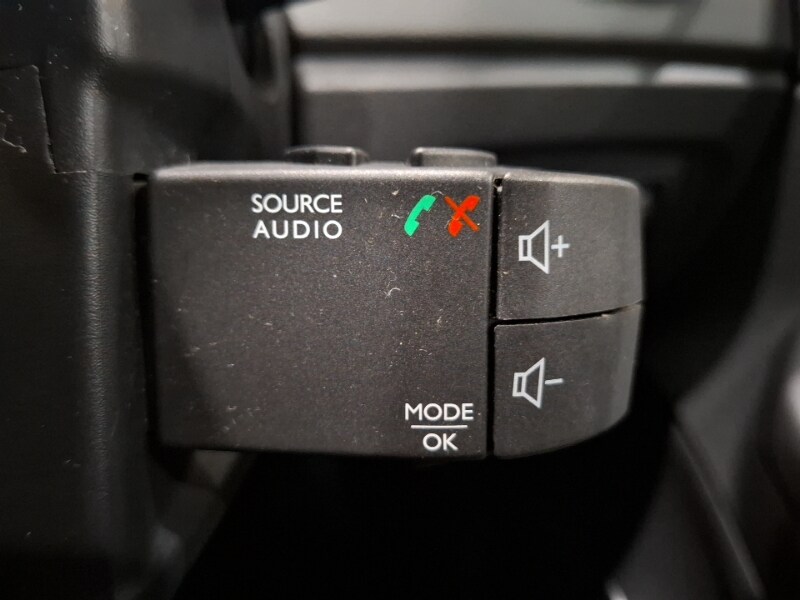 Used Renault Captur 2019 for sale - 77509310: Photo 17