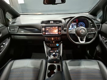 Used Nissan Leaf 2022 for sale - 76537060: Photo