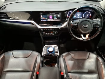 Used Kia Niro 2020 for sale - 77999809: Photo