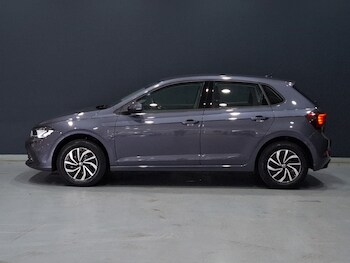 Used Volkswagen Polo 2023 for sale - 75695617: Photo
