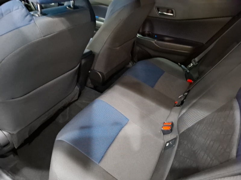 Used Toyota C-HR 2017 for sale - 76726477: Photo 6