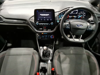 Used Ford Fiesta 2017 for sale - 78354978: Photo