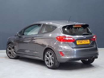 Used Ford Fiesta 2017 for sale - 78354978: Photo