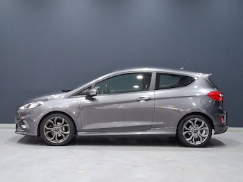 Used Ford Fiesta 2017 for sale - 78354978: Photo