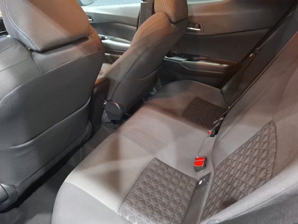 Used Toyota C-HR 2021 for sale - 76289481: Photo 6