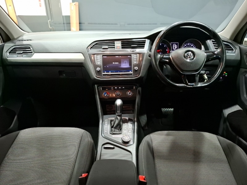 Used Volkswagen Tiguan 2017 for sale - 76365663: Photo 2