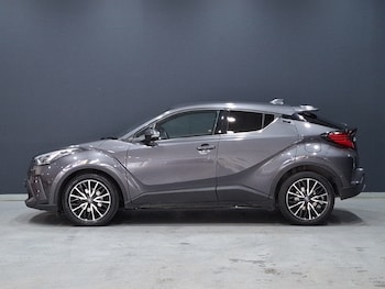 Used Toyota C-HR 2020 for sale - 78455901: Photo