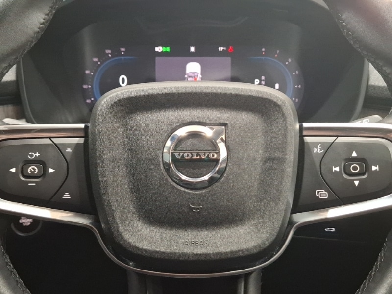 Used Volvo XC40 2024 for sale - 77252210: Photo 19