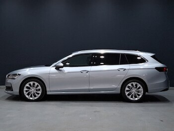 Used Skoda Superb 2024 for sale - 77595954: Photo