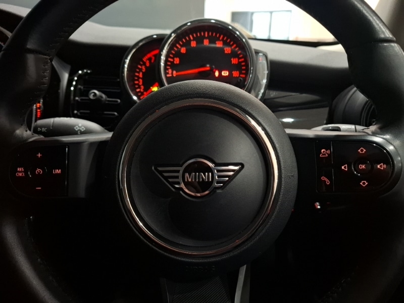 Used MINI Hatch 2022 for sale - 76880445: Photo 19