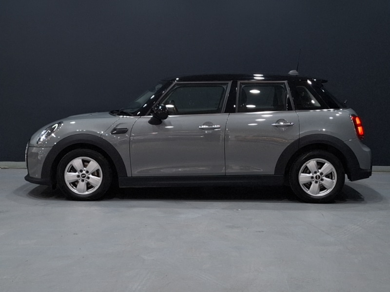 Used MINI Hatch 2022 for sale - 76880445: Photo 4