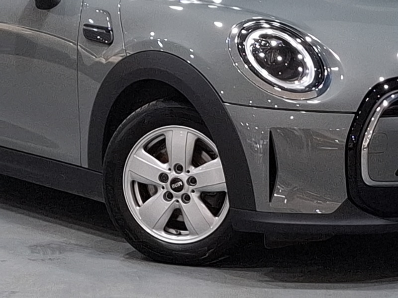 Used MINI Hatch 2022 for sale - 76880445: Photo 9