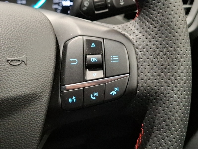 Used Ford Focus 2023 for sale - 76855607: Photo 19