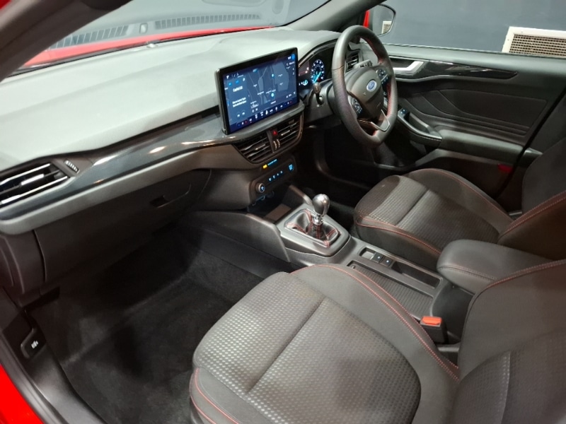 Used Ford Focus 2023 for sale - 76855607: Photo 5