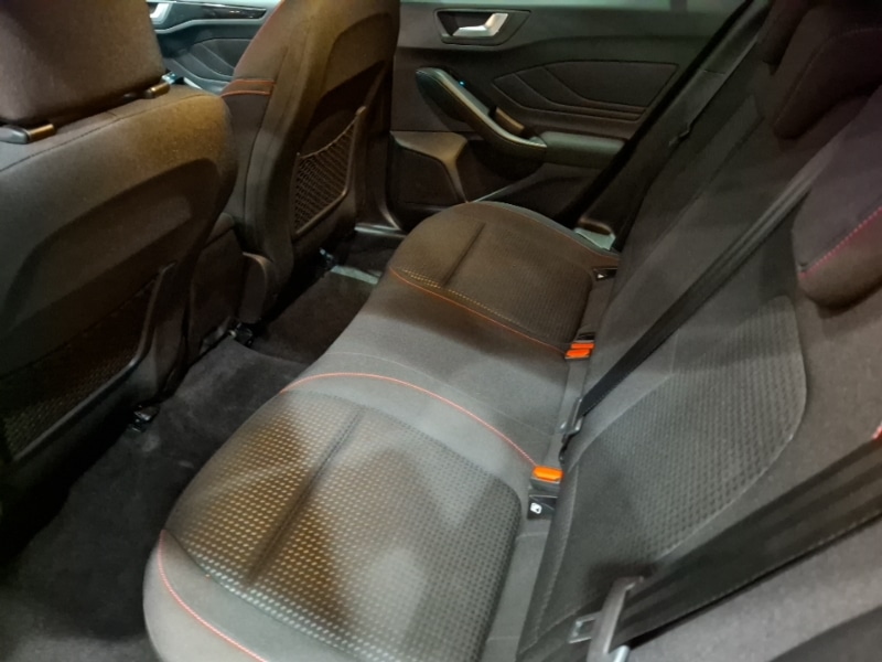 Used Ford Focus 2023 for sale - 76855607: Photo 6