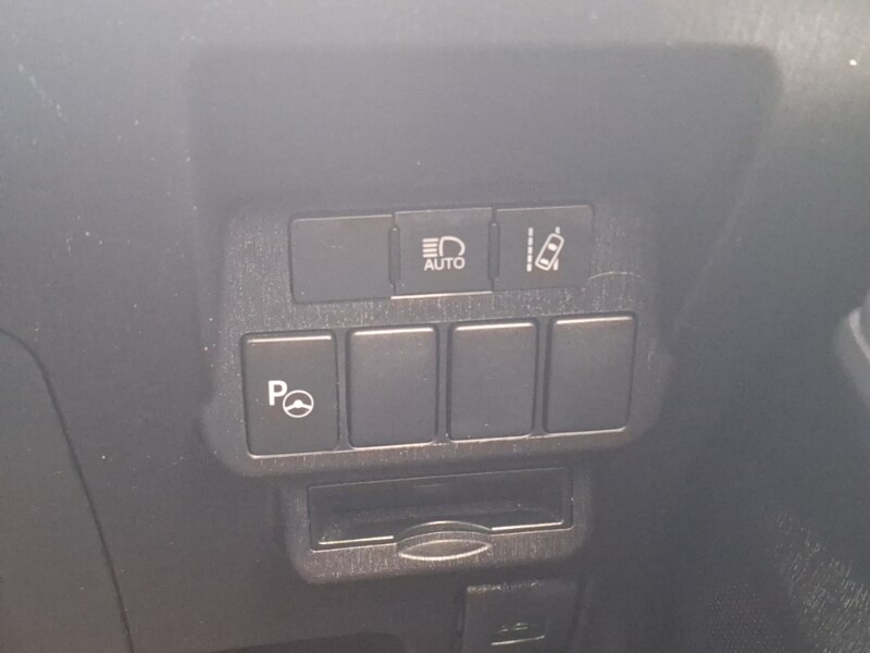 Used Toyota Prius+ 2020 for sale - 76465442: Photo 13