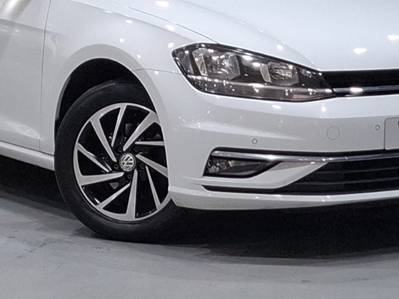 Used Volkswagen Golf 2019 for sale - 76864550: Photo 9