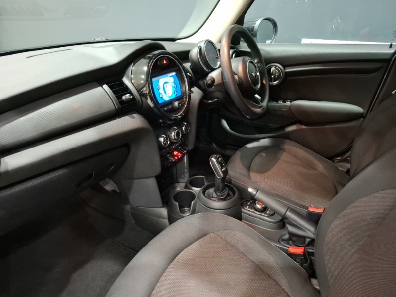 Used MINI Hatch 2019 for sale - 77536468: Photo 5