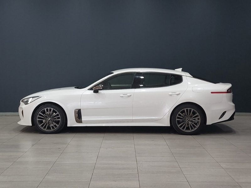 Used Kia Stinger 2019 for sale - 76483873: Photo 4