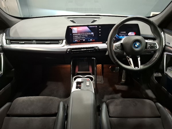 Used BMW iX1 2023 for sale - 76054342: Photo 2