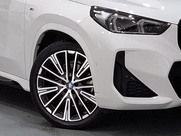 Used BMW iX1 2023 for sale - 76054342: Photo 9