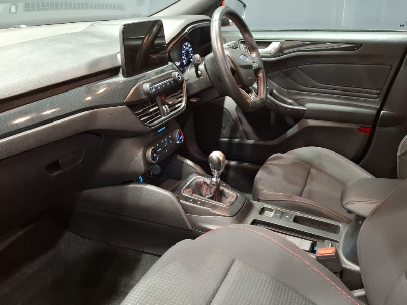 Used Ford Focus 2018 for sale - 78126393: Photo 5