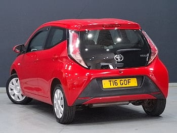 Used Toyota AYGO 2015 for sale - 79839932: Photo