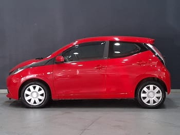 Used Toyota AYGO 2015 for sale - 79839932: Photo